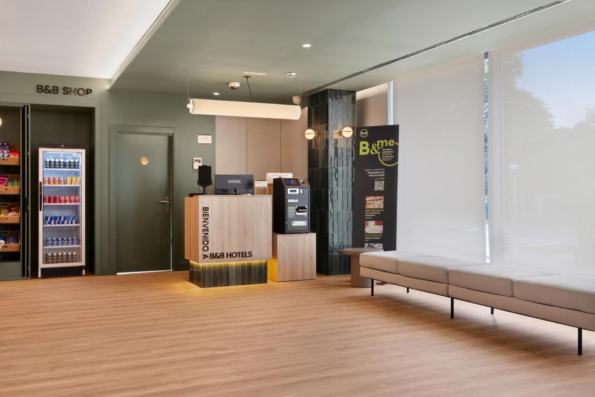 B&B Hotel קסטרו אורדיאלס מראה חיצוני תמונה